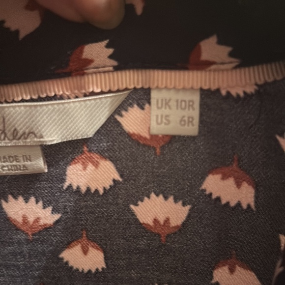 Boden Navy Blue and Pink Print Blouse - Picture 7 of 7